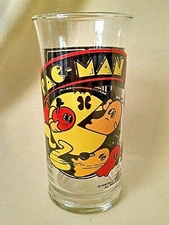 PAC MAN GLASS 1982 BALLY MIDWAY MFG CO CLEAR BLACK ORANGE RED YELLOW VINTAGE.