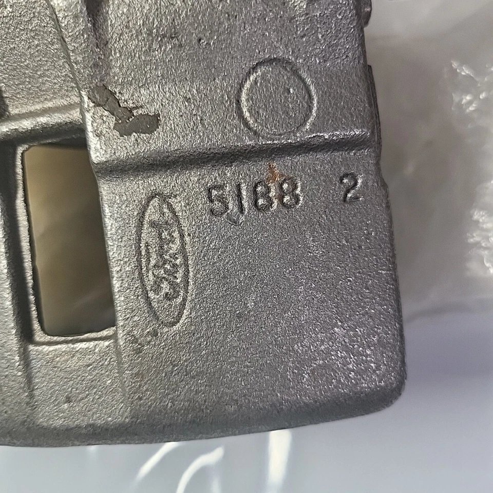 Pinza de freno delantera izquierda Ford 1993-94 Lincoln Continental Mercury Sable Taur OEM Foto 3 de 4