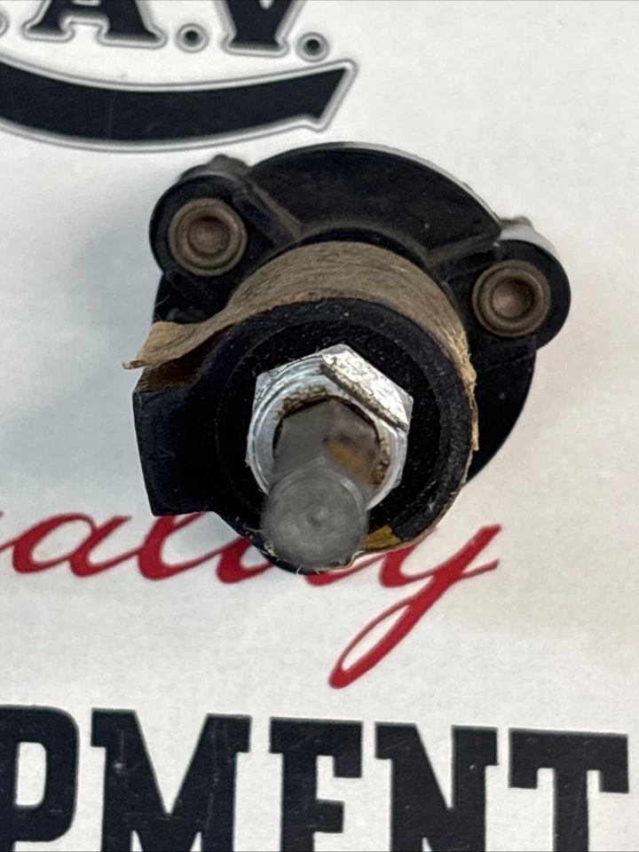 Interruptor de luz principal/lateral Lucas modelos Allard Palm Beach 21C y 21Z 1953-55 Foto 3 de 4