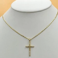 14K Gold Plated CZ Cross symbol Pendant & Chain Necklace. Oro laminado