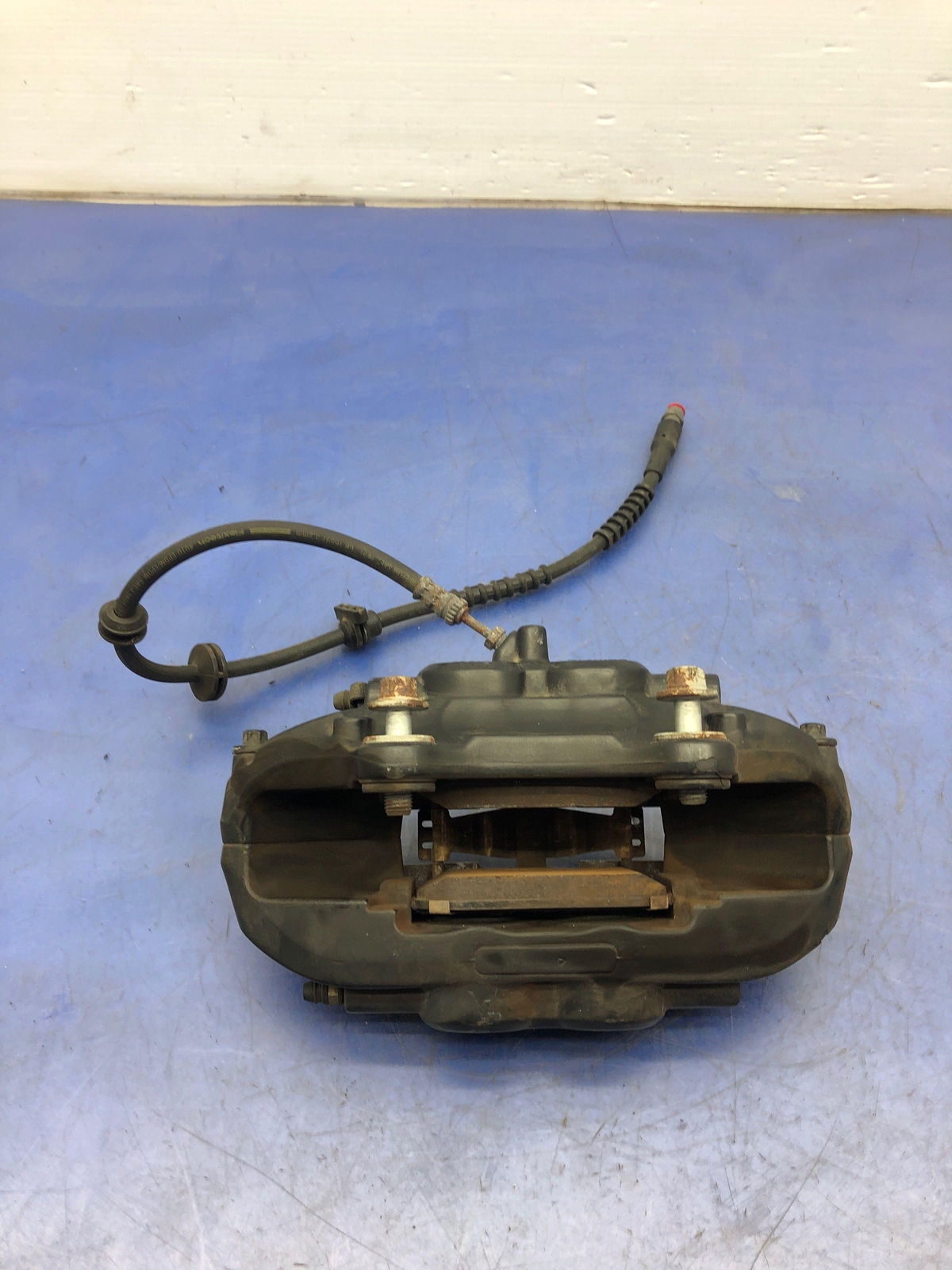 2014 - 2019 BMW I8 OEM RH FRONT RIGHT BRAKE CALIPER *9K MILES* 34116870628