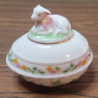 Lenox ''The Lamb Easter Egg'' 1995 Limited Edition