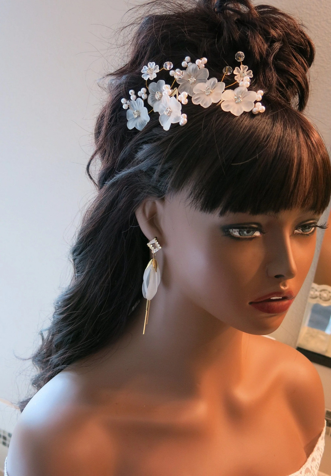 Beautiful Stylish Bridal White Flower 2 PC Hair Comb Set