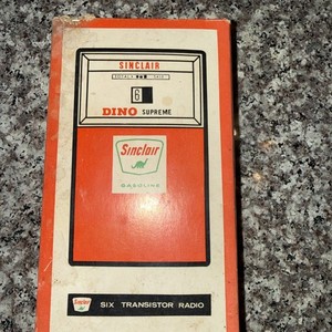 Sinclair Dino Supreme Gasoline,Gas Pump 6 Transistor Radio In Original Box