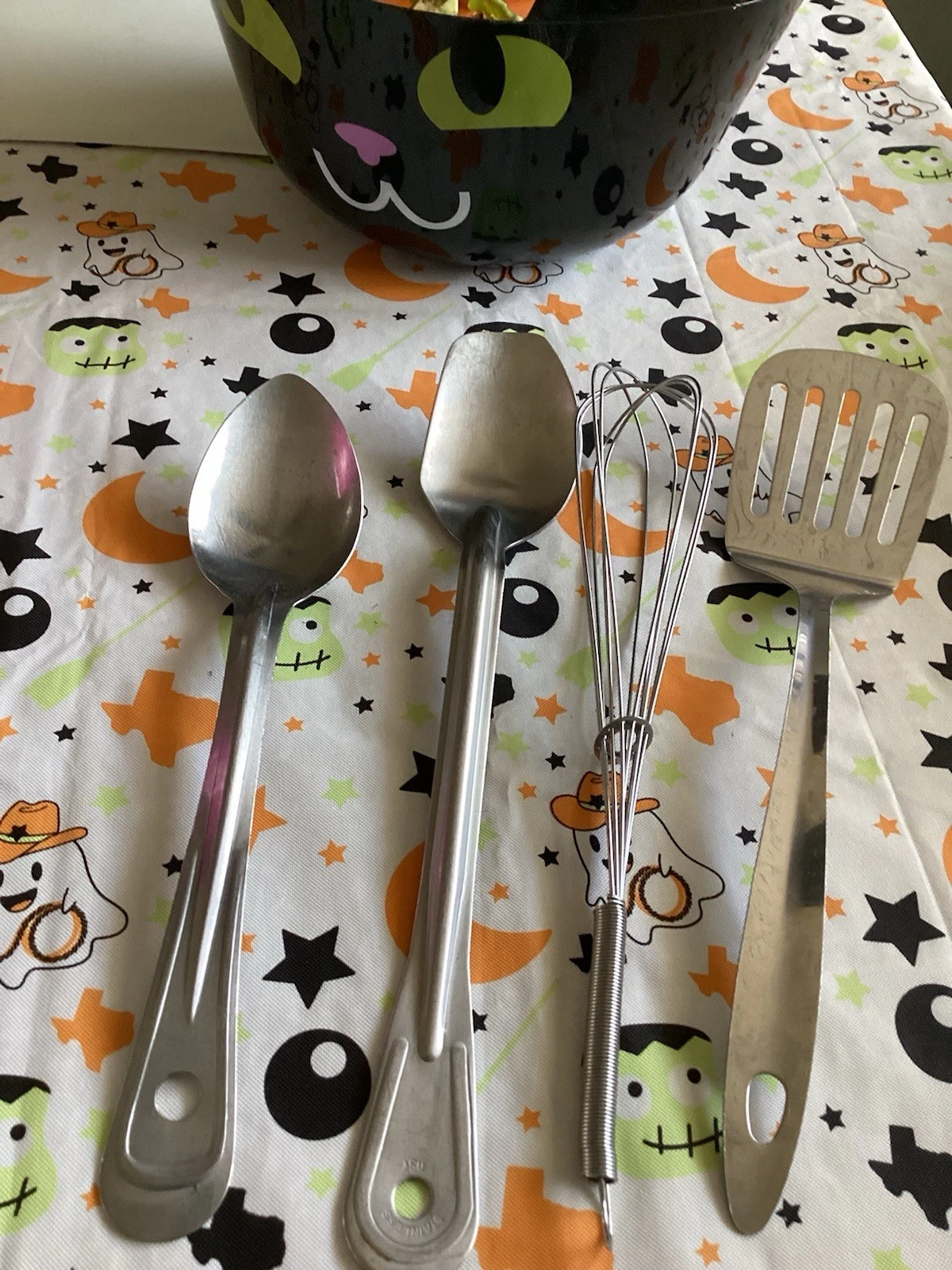 Stainless Steel Kitchen Utensil 4 Assorted Piece .