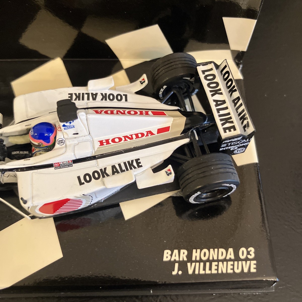 1/43 Minichamps F1 2001 BAR Honda 03 #10 J. Villeneuve 400010010