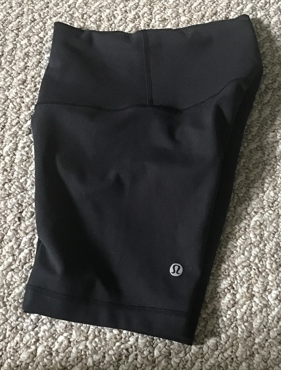 LULUS Pantaloncini da motociclista neri Lululemon taglia 2