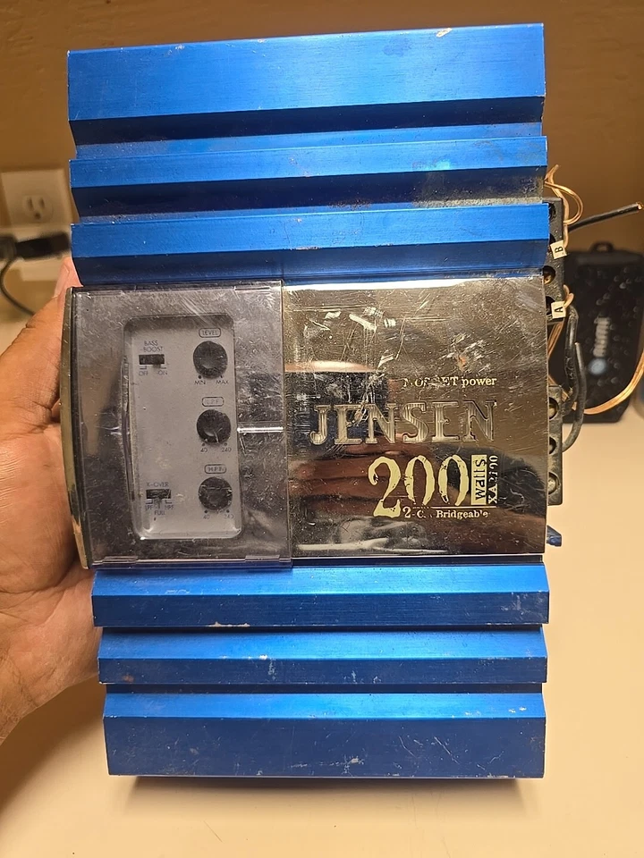 Amplificador de audio para automóvil Jensen XA2100 50 vatios 2 canales 20-20 kHz Foto 2 de 4