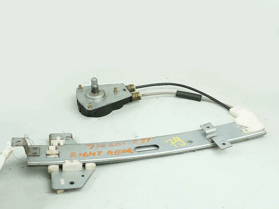 1995 - 2002 Suzuki Esteem Window Regulator Manual Right Rear Passenger Rh Oem Foto 4 de 4