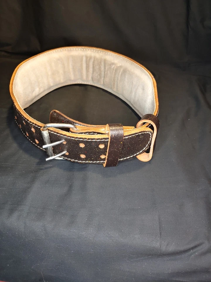 Cinturón de cuero Weider Levantador de pesas pequeño con acolchado Foto 3 de 4