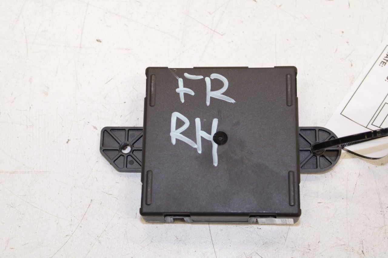 2014-16 Maserati Ghibli S Q4 3.0L Front Passenger Right Side Door Control Module