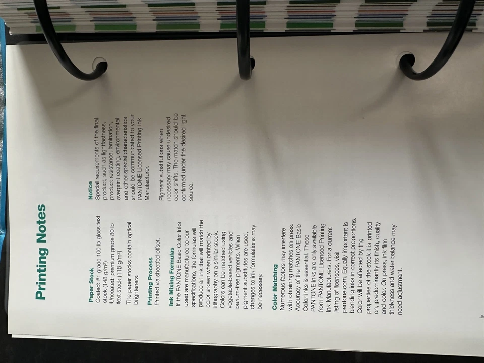 Pantone solid chips book - uncoated - Image 4 of 4