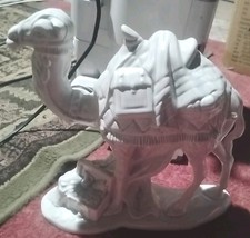 Vintage Nativity Set 5 Peices From 1979  Painted In A Beautiful Pearl/Blue Hue