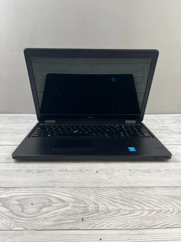 Dell Latitude E5550 · i5-5300U · 8GB · 256GB, photo 2 of 5