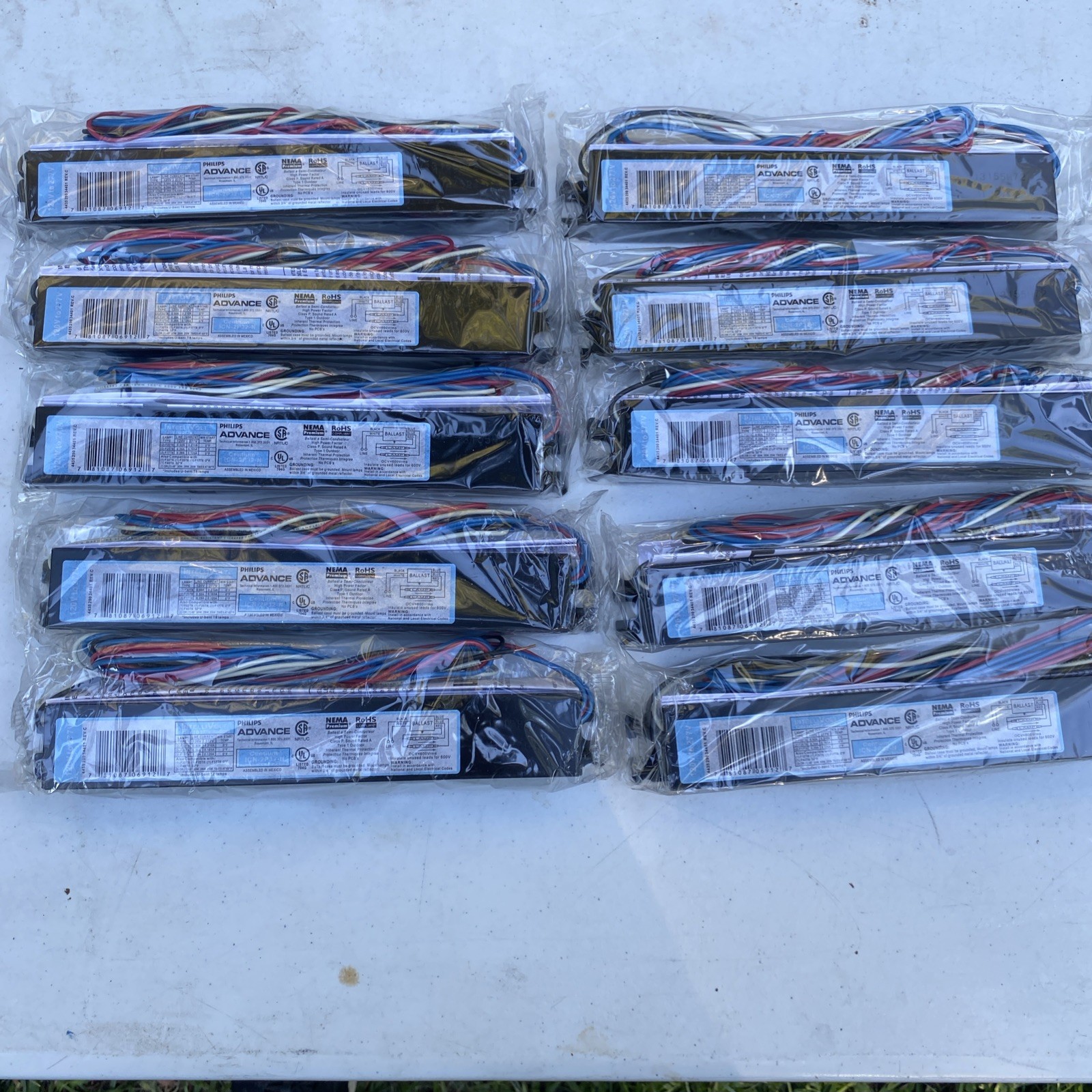 Lot Of 10 Philips Advanced ICN-2P32-N Centium Electronic Ballast 120V-277V NEW