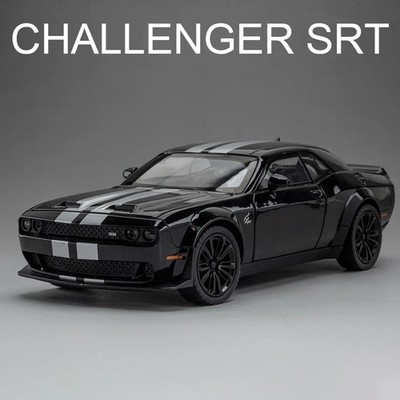 1:22 Dodge Challenger SRT Hellcat Model Car with Light and Sound Features