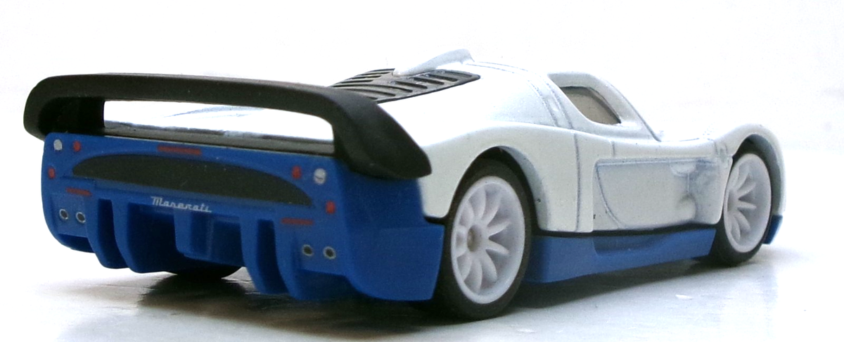 LOOSE 2025 MATCHBOX WHITE BLUE 2004 MASERATI MC12 WHEEL SWAP REAL