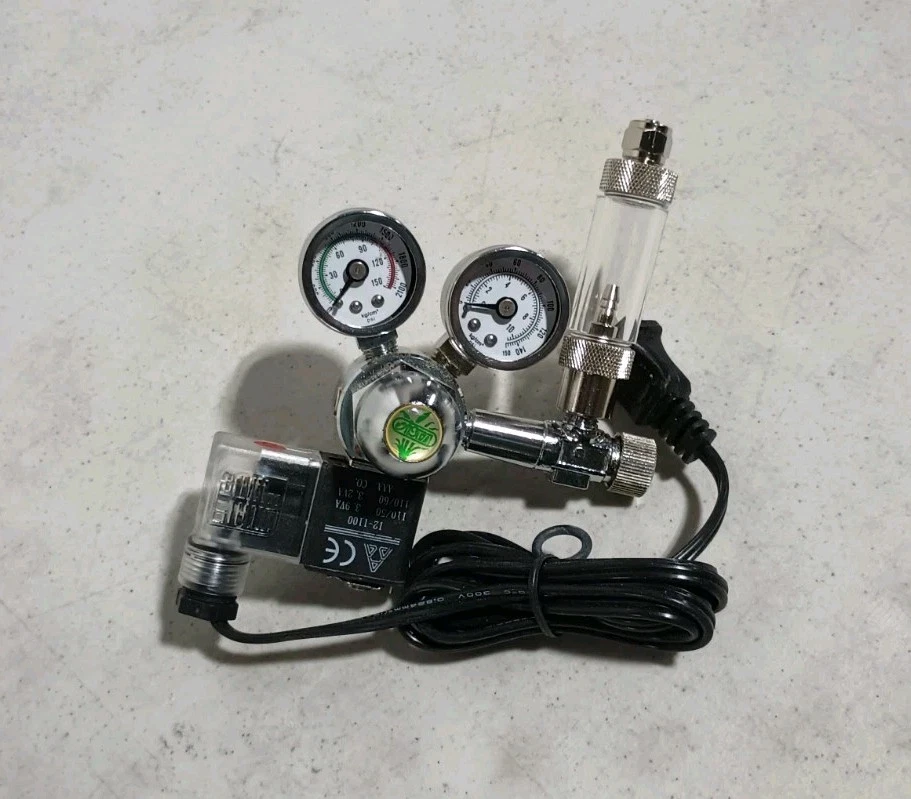 Controlador de CO2 ISTA I-641 (caja abierta) medidor doble presión reducida  Foto 2 de 4