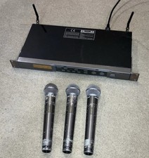 Samson Dual Wireless System UR6DX with 3 Shur...