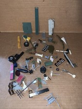 Vintage Junkyard Lot Of Model Parts And Pieces Lot Jy452 