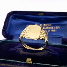 Vintage 9ct Gold Signet Ring Size S Hallmarked 9ct Yellow Gold 1978 Ring