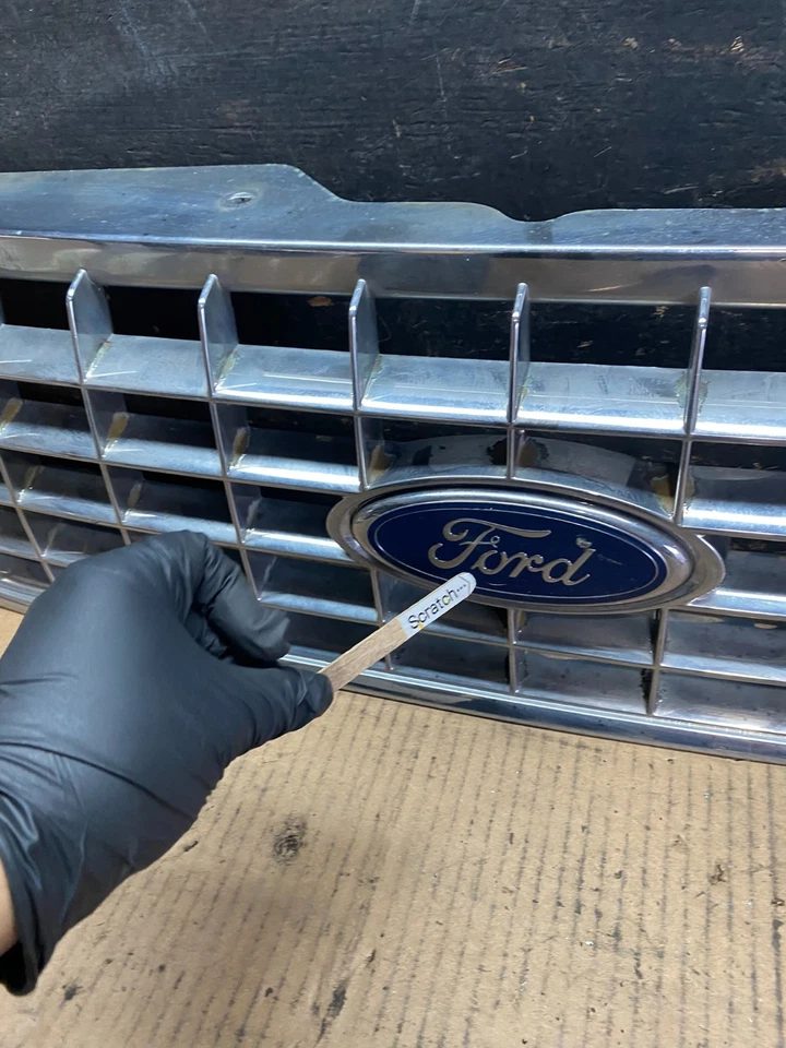 Parrilla superior delantera Ford Explorer 2003 2004 2005 OEM S6090 DG Foto 4 de 4