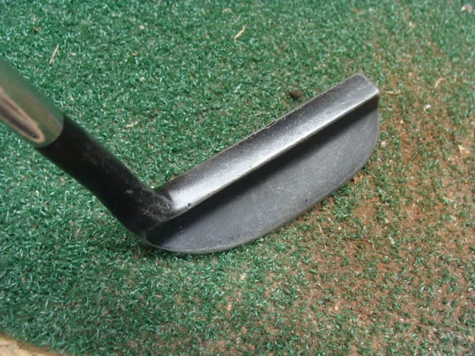 Daiwa Pro Balance 5705 Nappa 8802 Style Vintage Blade Putter 35.5" - Image 2 of 4