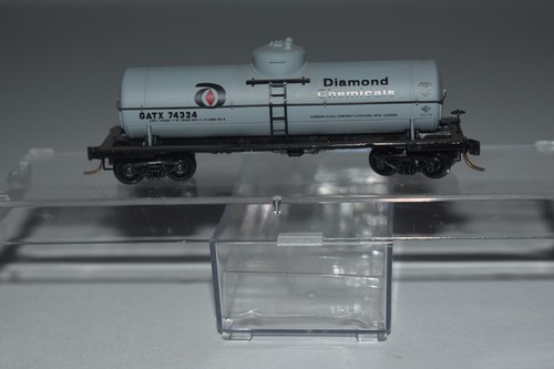 Coche cisterna escala N MTL Diamond Chemicals 39' cúpula única 74325 C51347 | Zustand: Used