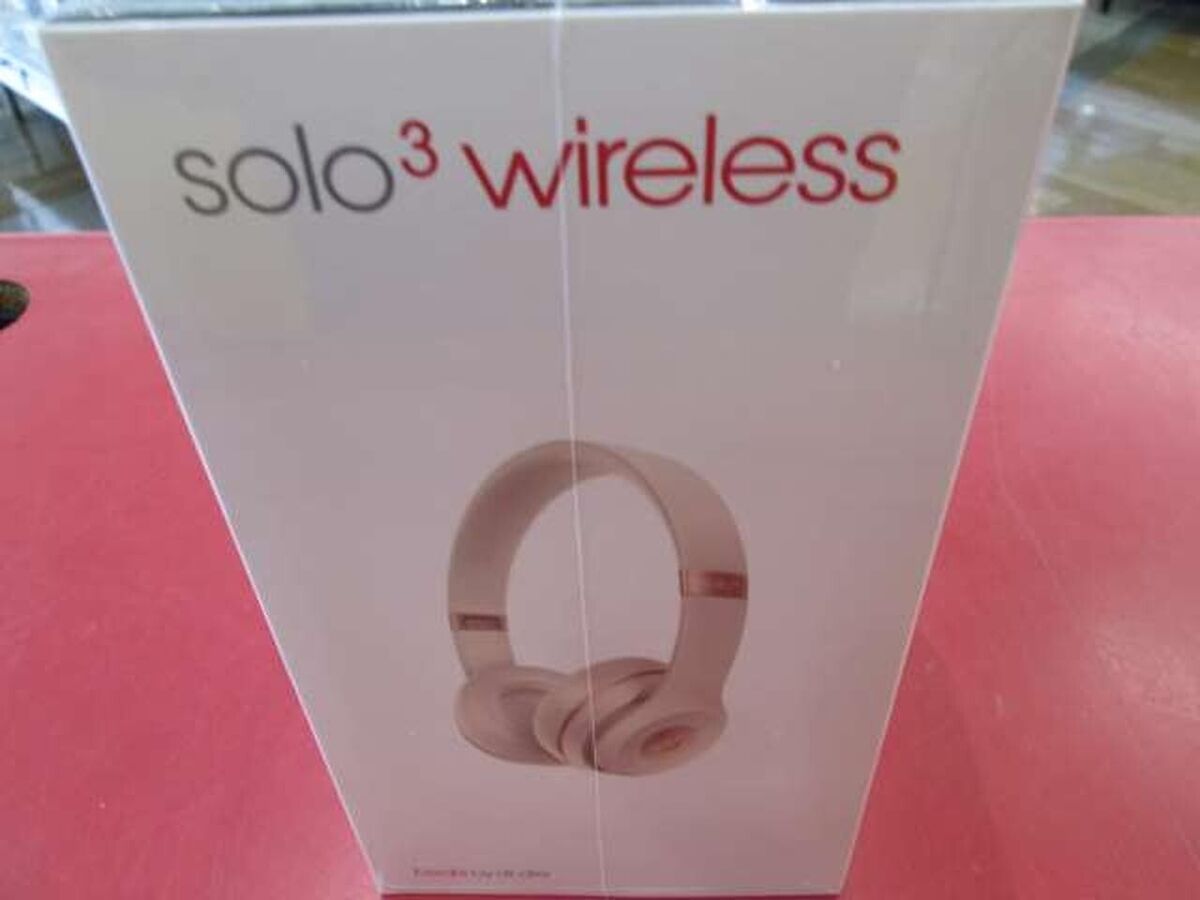 Beats by Dr.dre Solo3 Wireless Mickey Mouse 90th Anniversary Beats by Dr.dre Solo3 Wireless Mickey Mouse 90th Anniversary