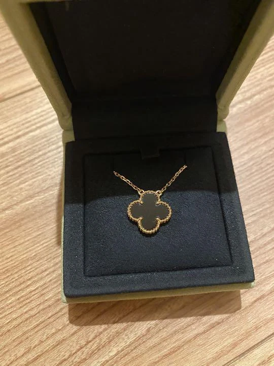 van cleef alhambra necklace