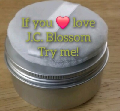 Its Blossoming perfume Fragrance Dusting Body Powder BONUS spray