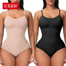 Seamless Shapewear Skims Bodysuit One-piece Shapewear Push Up Butt Lifter.