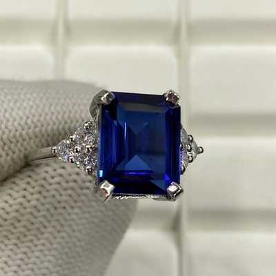 Solid 18K White Gold Emerald Cut 5.60 Ct Natural Sapphire & Diamond Wedding Ring