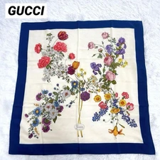 Gucci Stole Floral White Navy 32.7in x 32.1in Good Condition