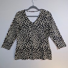 J. MCLAUGHLIN Leopard Print Top Women's M Smooth Stretch Catalina Cloth Tee