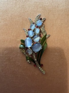 ALFRED PHILIPPE 1940's Crown Trifari Pat Pend Lilies Enamel Fur Clip