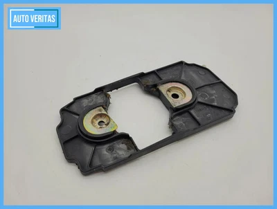 Genuine Audi A6 (4B2/4B4) Aperture gear shifter gear shifter 8D0711406A - Image 1 of 4
