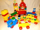 VTG Lego/Duplo 60pc Lot-6 People/2Buses/1 Sided Cart/5 Flatbed Haulers-Washed