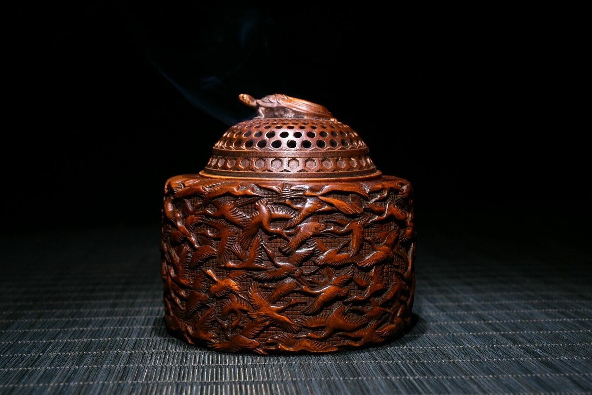Chinese Natural Boxwood Hand-carved Exquisite Incense Burners