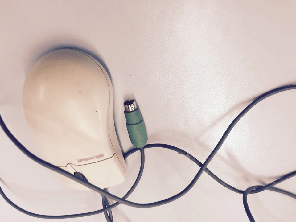 Microsoft X08-70391 Intellimouse Ps/2 Kompatibel Trackball 2-Button Scrollrad - Bild 2 von 4