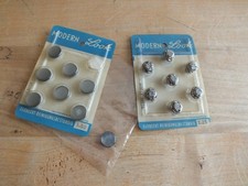 Modern Look 60-70er Jahre Kn&ouml;pfe in Originalverpackung; Kn&ouml;pfe: 13 mm u 11 mm