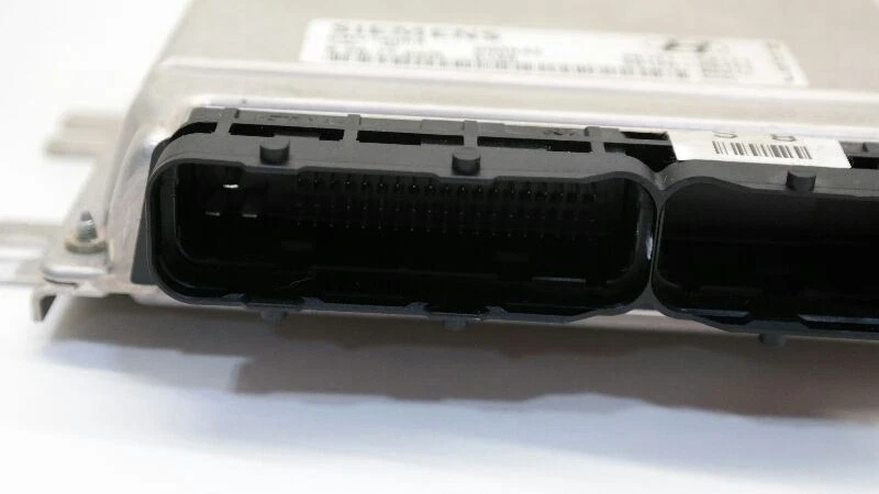 Hyundai Elantra 2004 motor computador ECU ECM módulo 3912023170 Foto 2 de 4