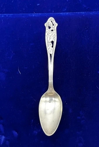 R. Wallace & Sons Sterling Silver Teaspoon 6"  Floral Leaf Design #129
