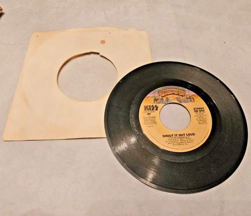 Vintage Kiss Shout It Out Loud/Nothin To Lose Casablanca Records 45
