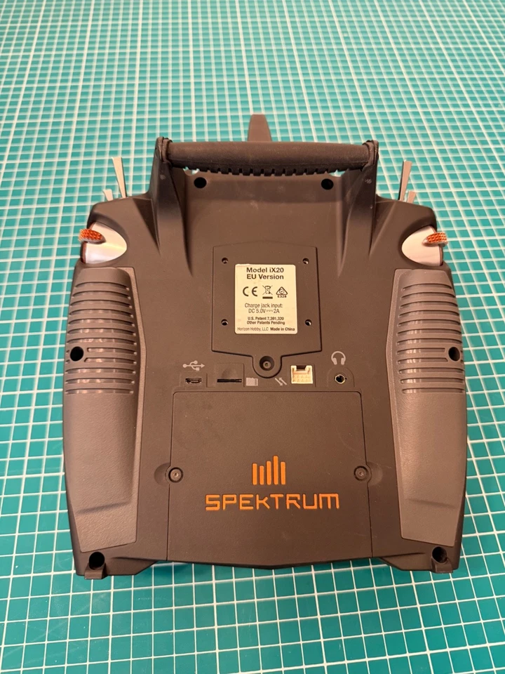 Spektrum iX20 Sender "SPMR20100EU" Fernsteuerung + Extra Senderakku und Koffer - Bild 4 von 4