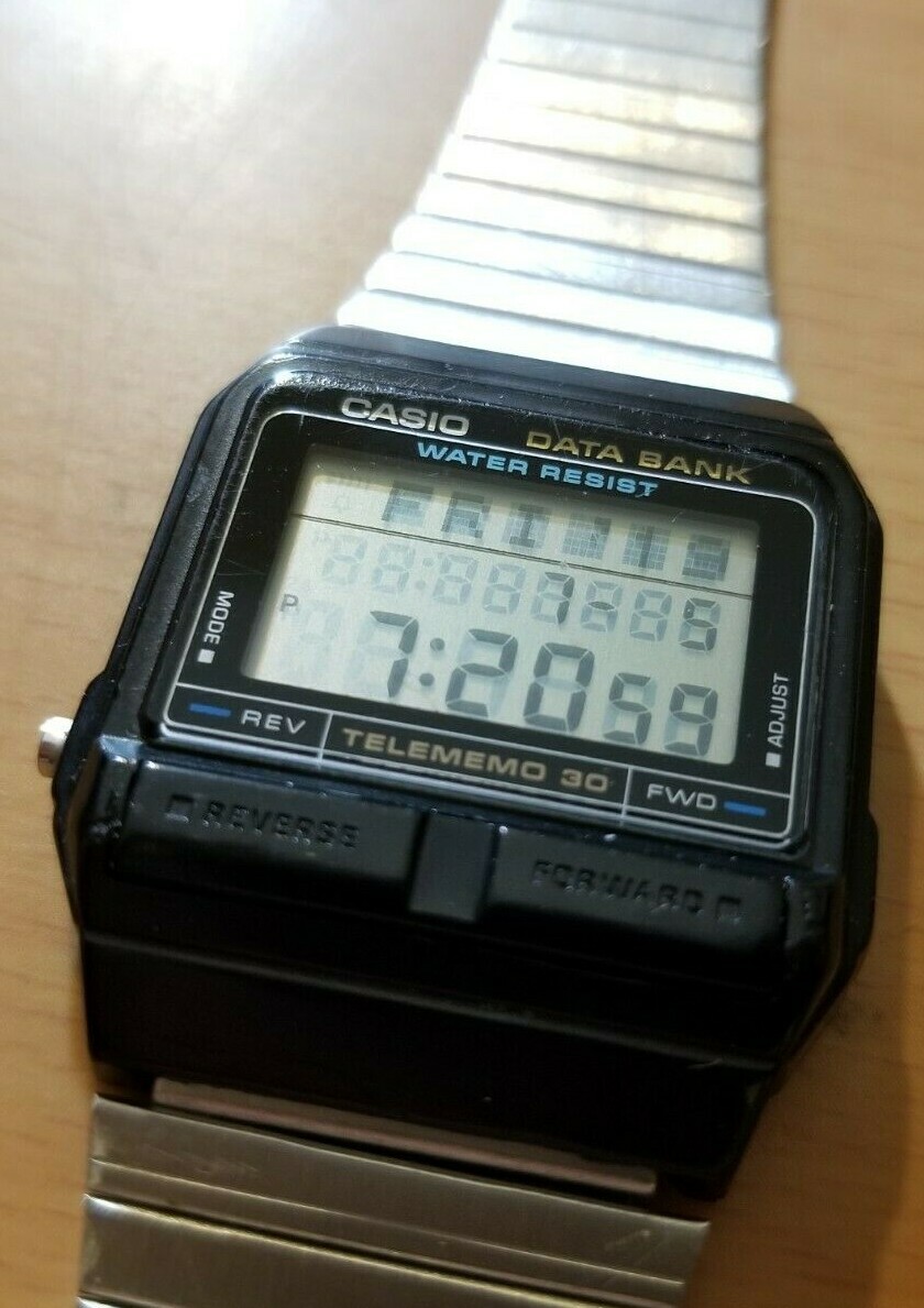 CASIO DB-31 DATA BANK デジタル腕時計 CASIO DB-31 DATA BANK デジタル腕時計