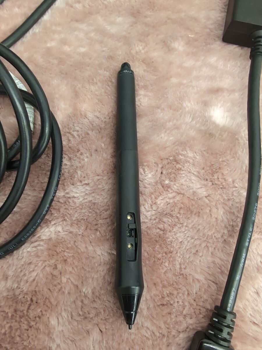 Wacom Cintiq 22HD 21.5 Wacom Cintiq 22HD 21.5