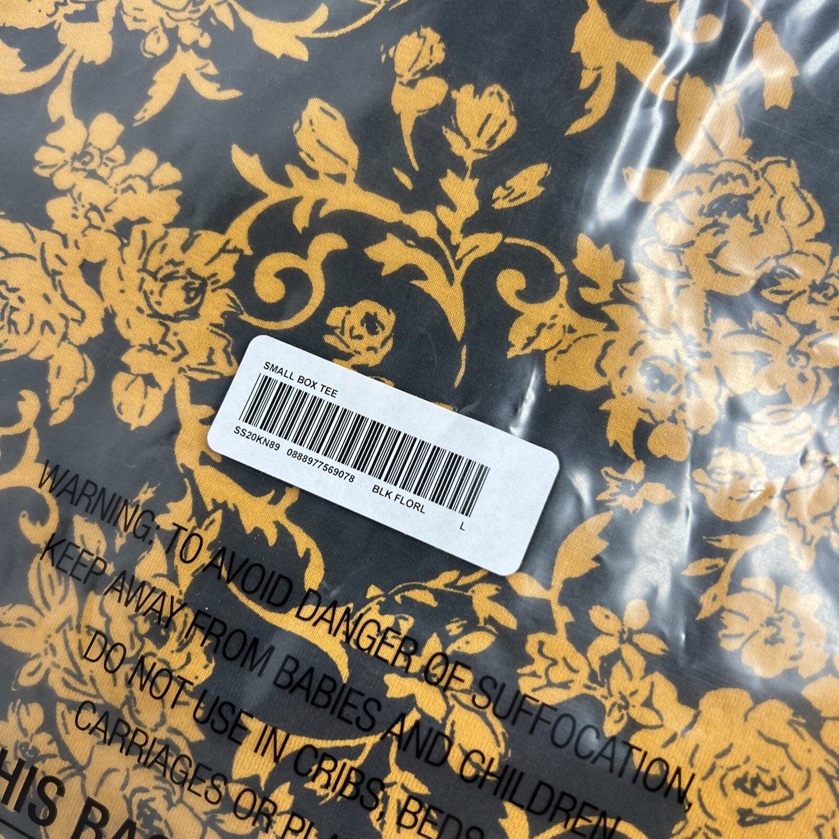 Supreme Small Box Floral Black t shirt Large | eBay