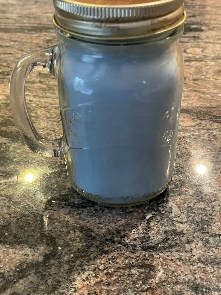  Vela perfumada de lino fresco en tarro de masón de 13 oz de Our Own Candle Company Foto 4 de 4