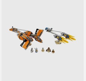 LEGO Star Wars: Anakin Skywalker and Sebulba's Podracers (7962)